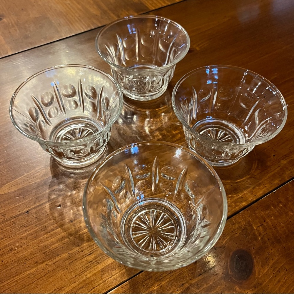 Vintage Clear Glass Dessert Bowls Set